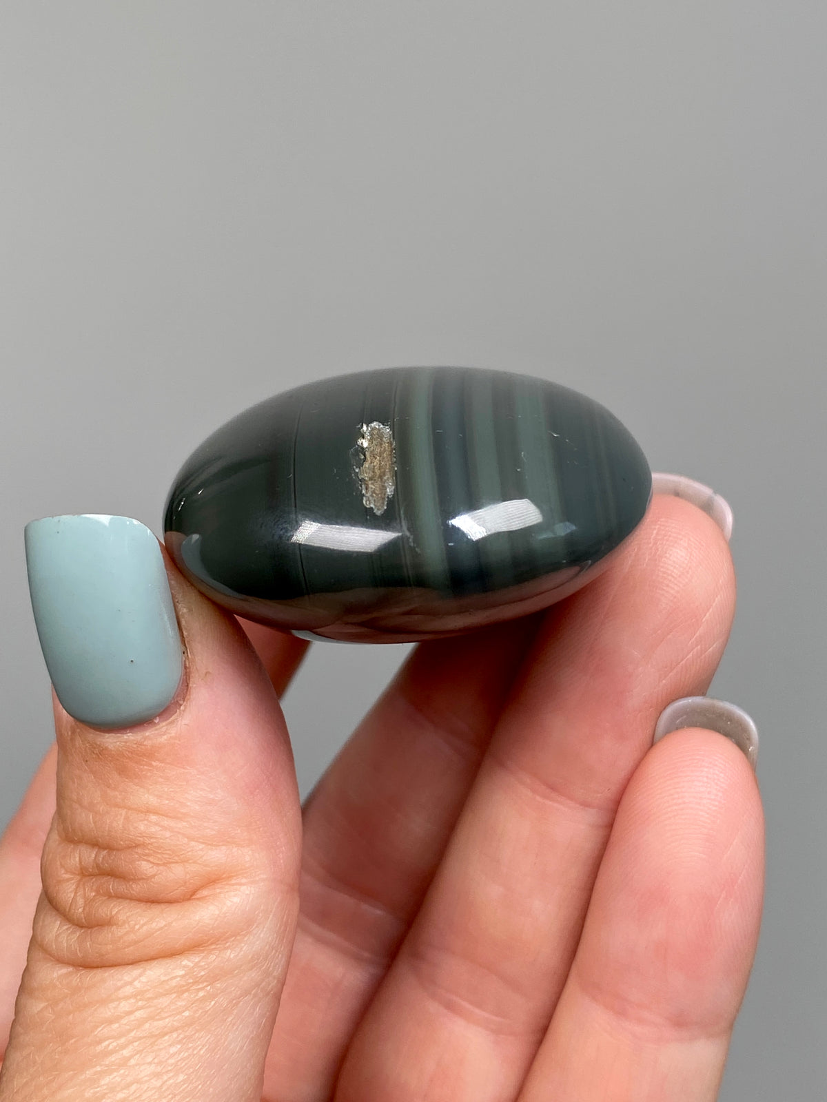 Platinum Obsidian Palm Stone (E)