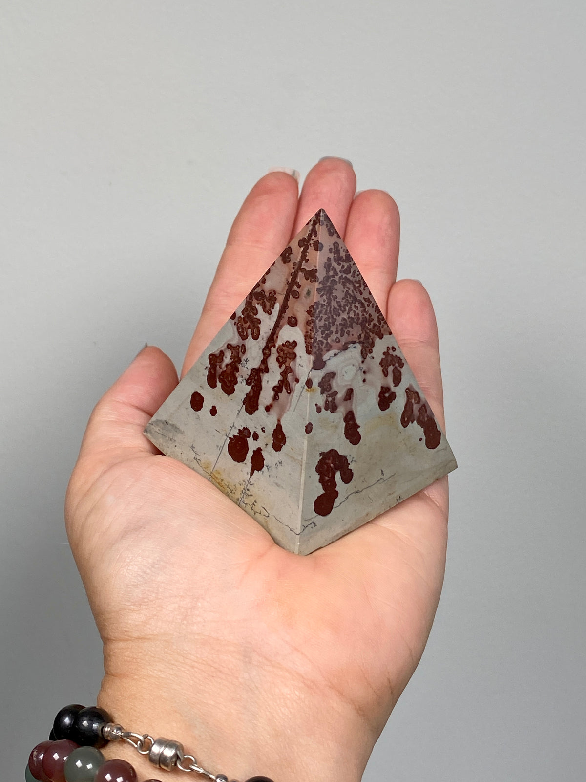 Picture Jasper Pyramid (F)