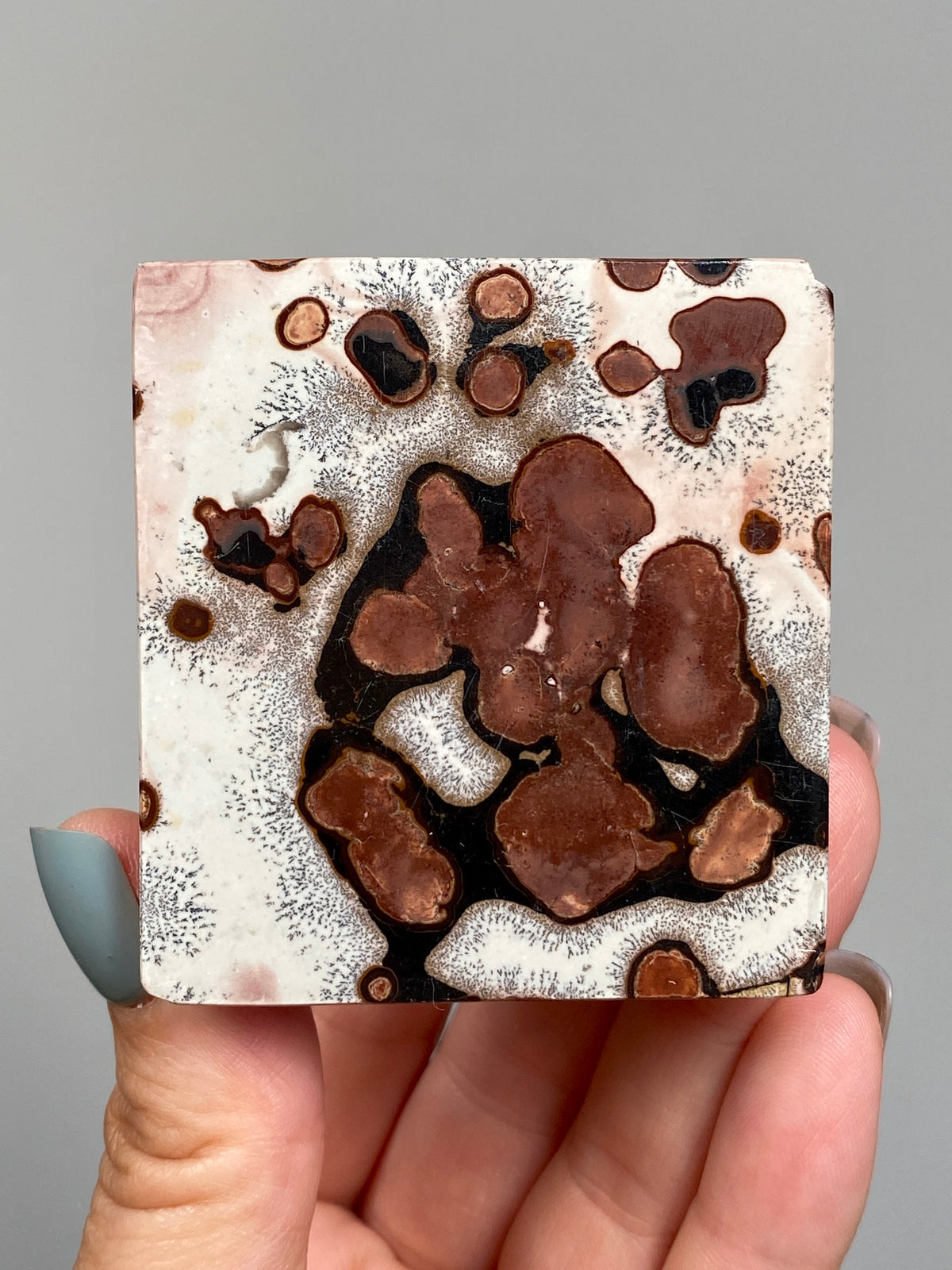 Picture Jasper Pyramid (E)