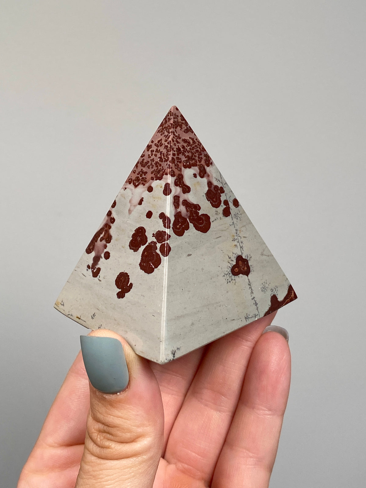Picture Jasper Pyramid (D)
