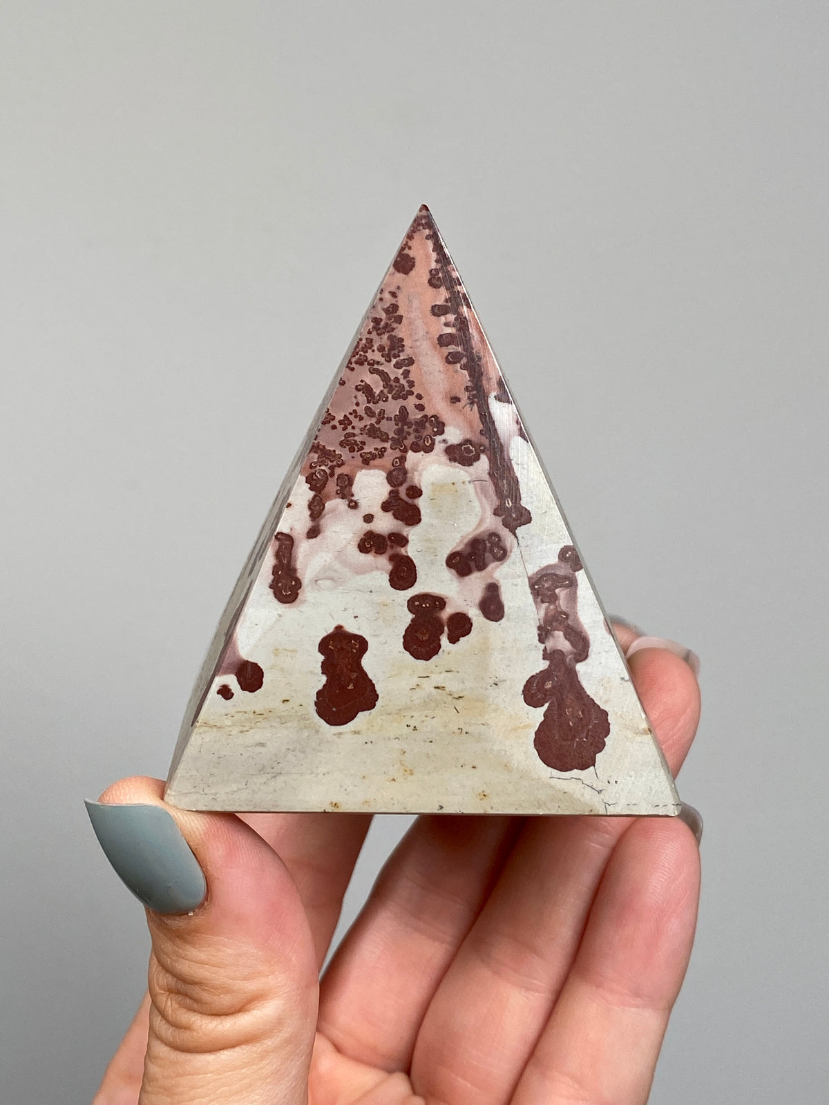 Picture Jasper Pyramid (F)