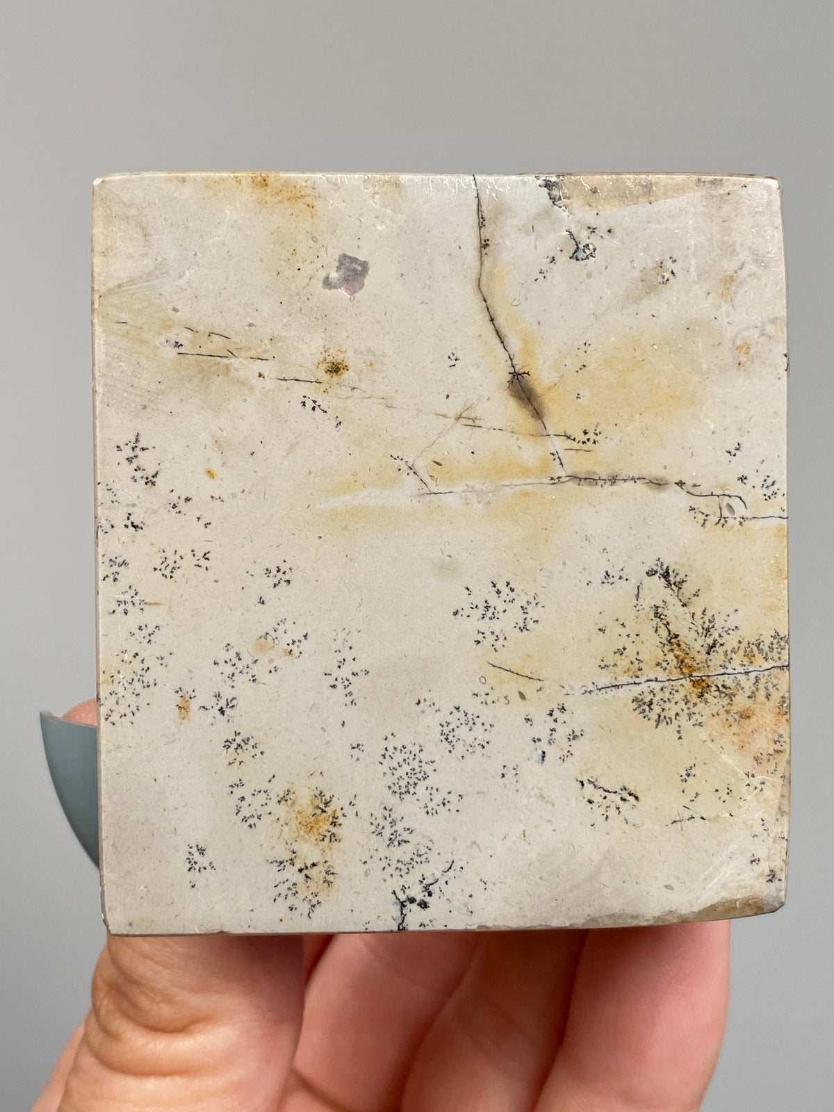 Picture Jasper Pyramid (F)
