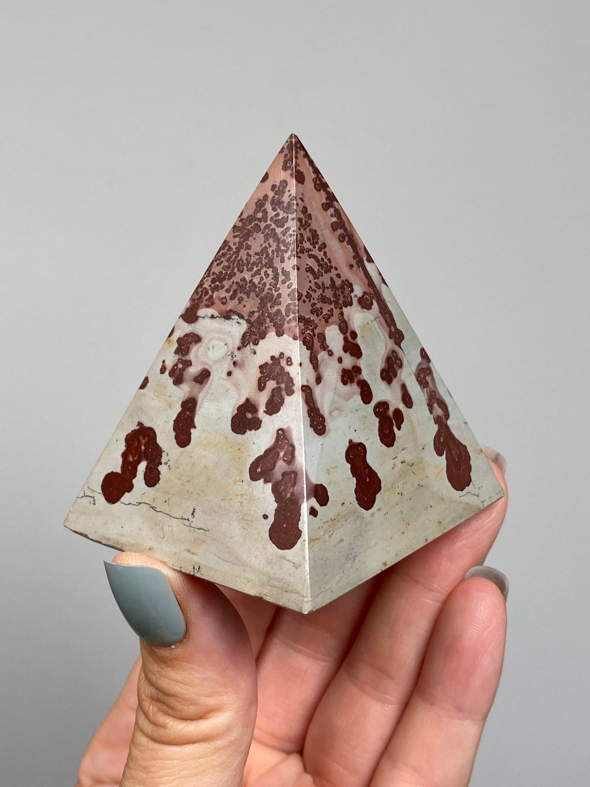 Picture Jasper Pyramid (F)